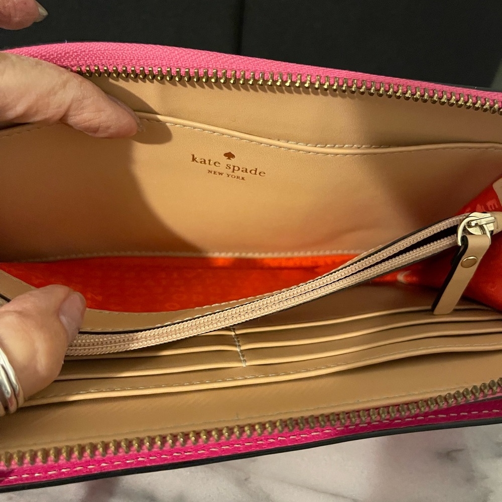 Kate Spade Leather Wristlet Wallet Layton
Wellesley Bright Hot Pink EUC - Picture 5 of 8